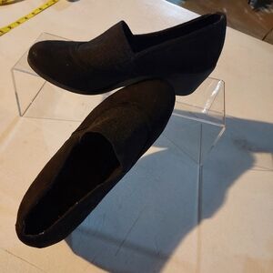 Womans Black suede Wedge size 7.5wide